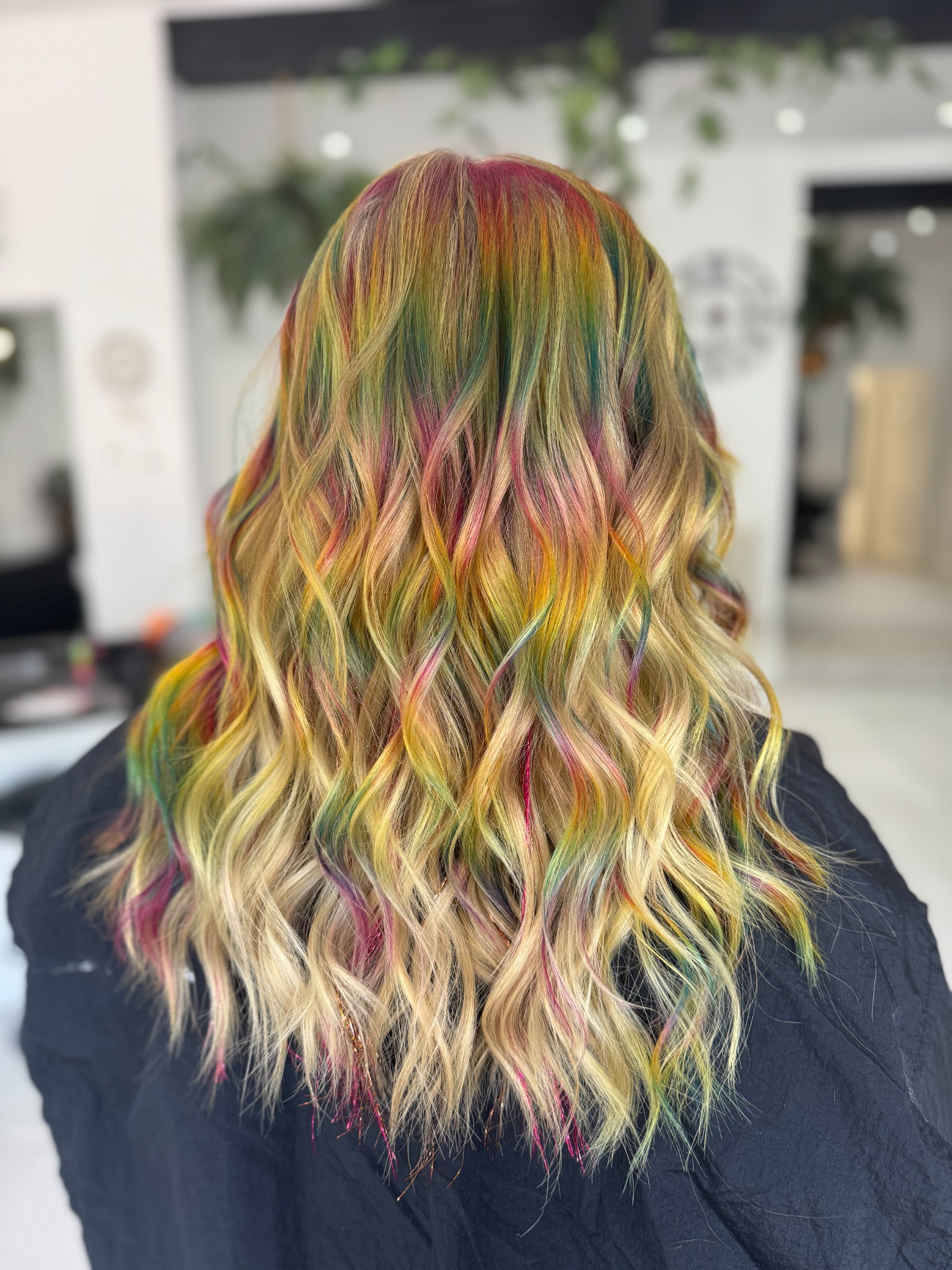 Versatile Vivids hair color blend